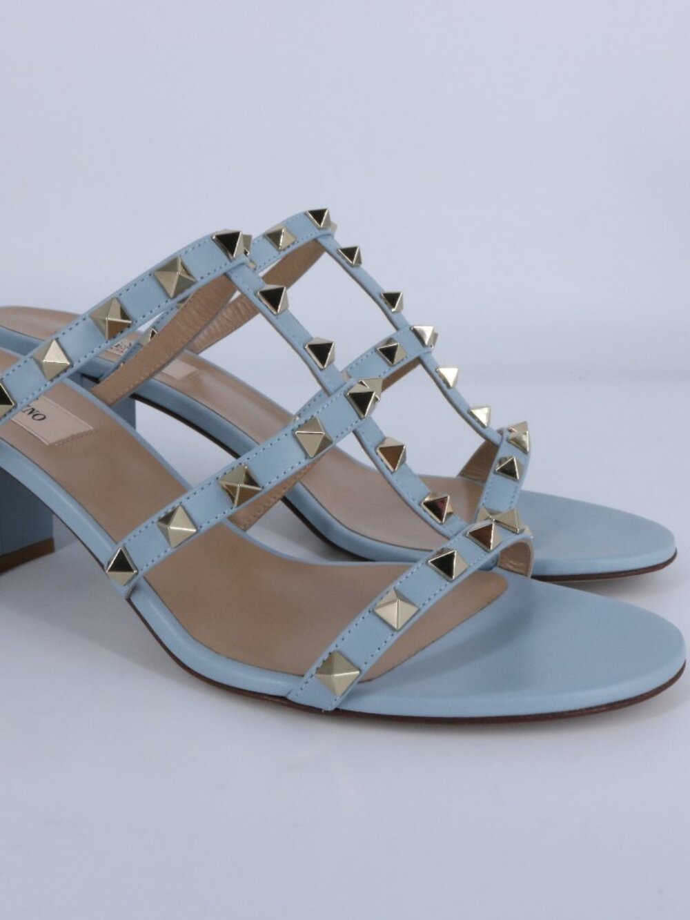Valentino 40 Porcelain Blue Gold Cage Rockstud 60mm Classic Heels Sandals E938 - Picture 3 of 15